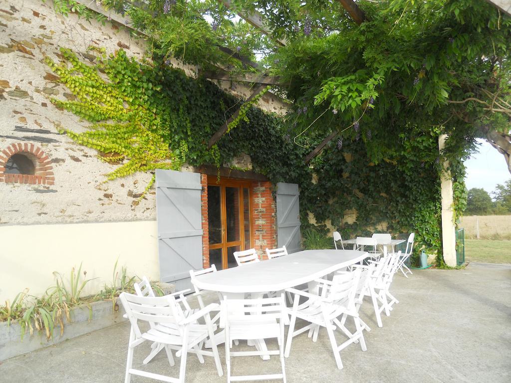 Logis Du Patis Roux Bed & Breakfast Nort-sur-Erdre  Dış mekan fotoğraf