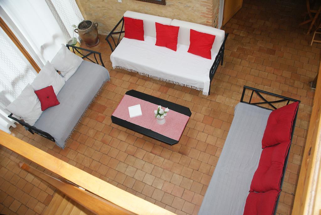 Logis Du Patis Roux Bed & Breakfast Nort-sur-Erdre  Dış mekan fotoğraf